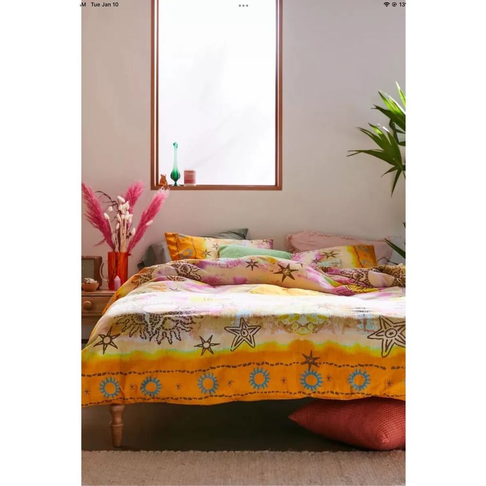 New Urban Outfitters Sierra Duvet Cover sz Full /Queen